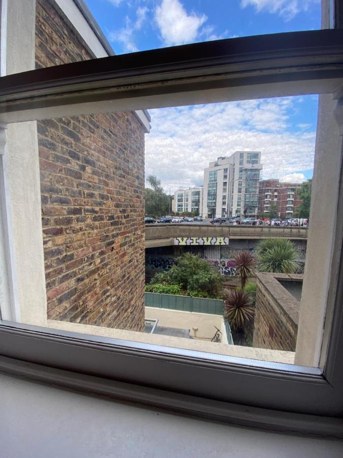 Notting Hill Next Door Bedroom In The Share Flat London Exterior photo